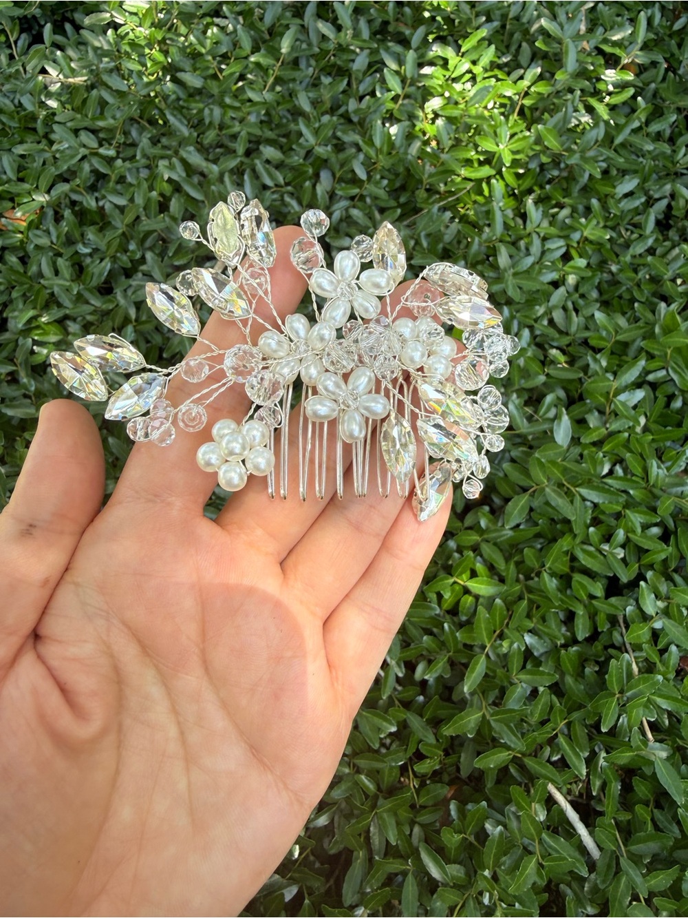 Pearl & Crystal Floral Hair Comb - Silver - Picture 6 of 7